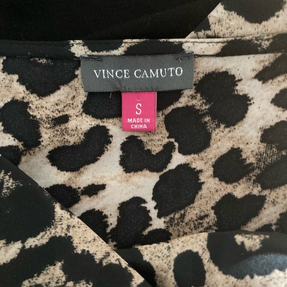 Vince Camuto Leopard Print Top S work Sexy Office Animal Print Meow. - Picture 4 of 5
